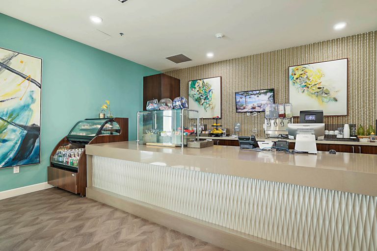 Alamar Senior Living Bistro Area One