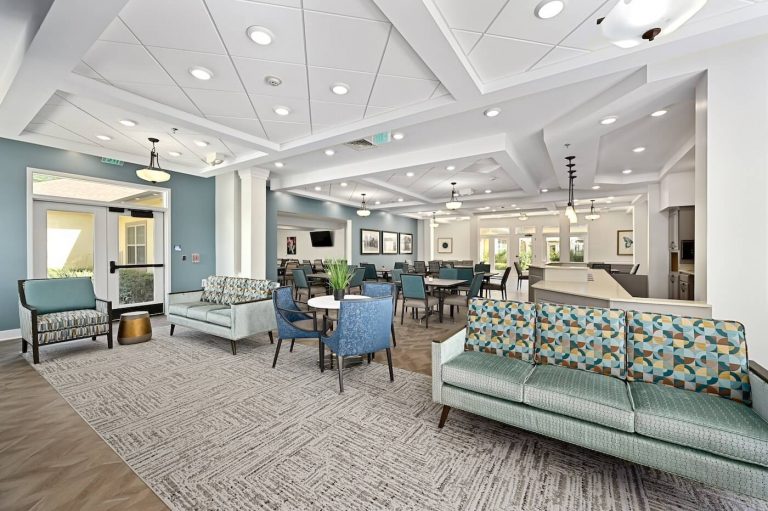 Monarch at Cedar Park Common Area and Bistro